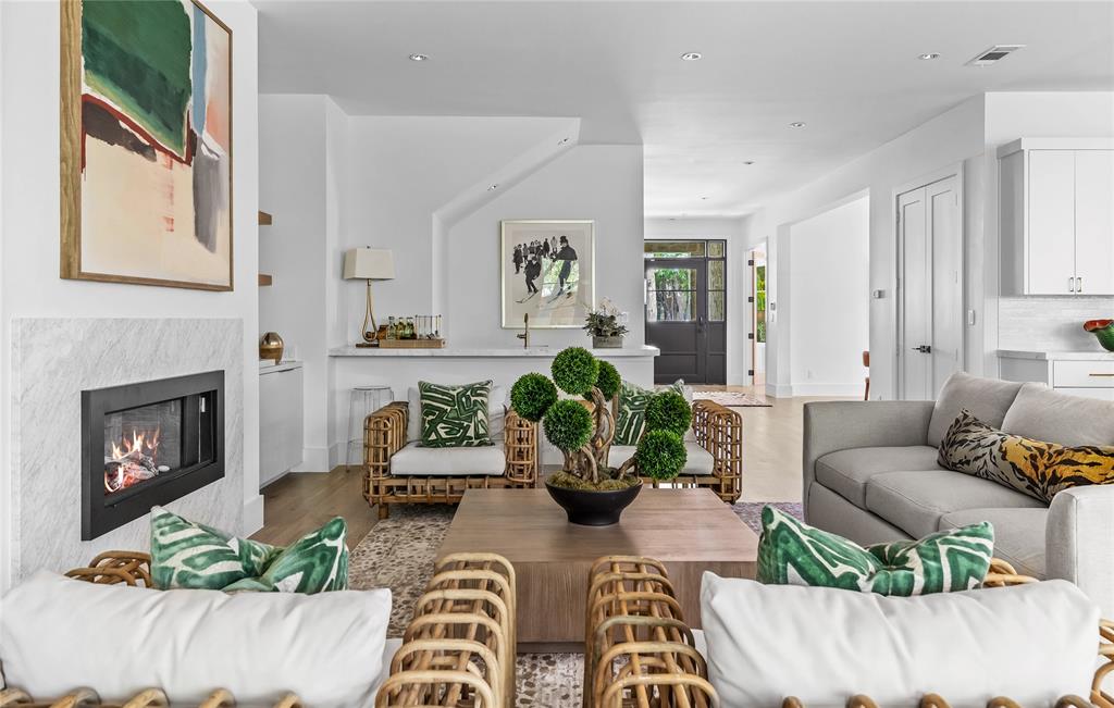 Crest Haven Place - Residential