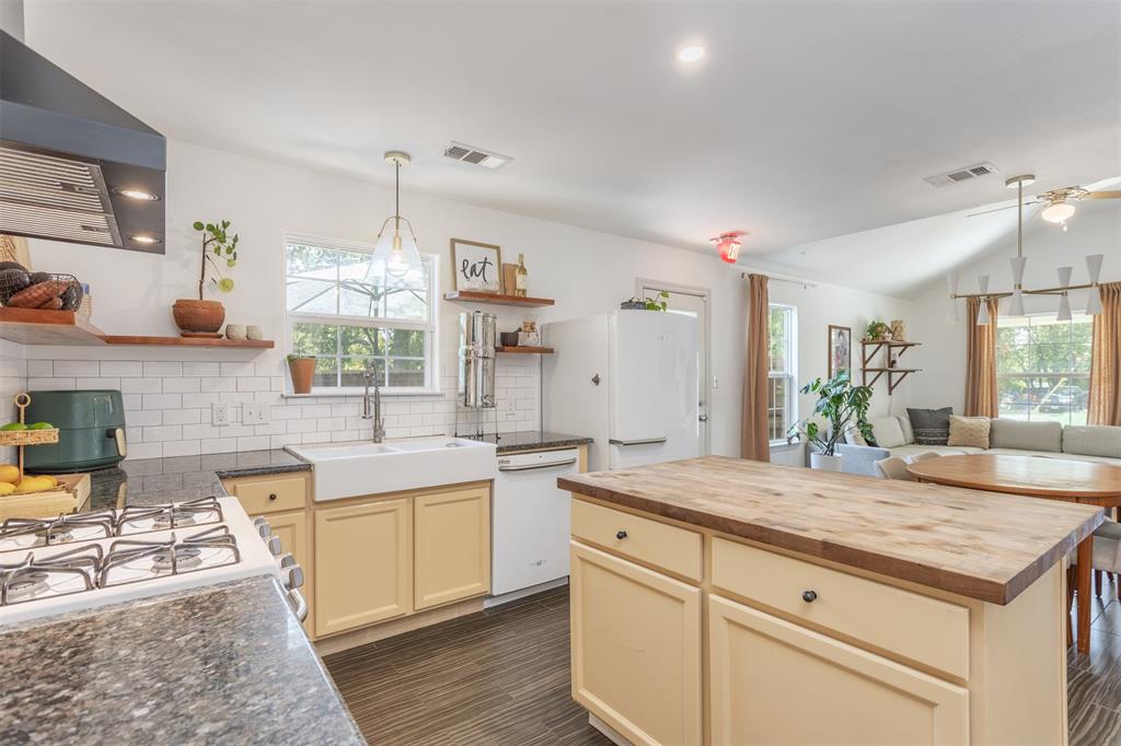 Ditto & Hight Add #1 - Residential