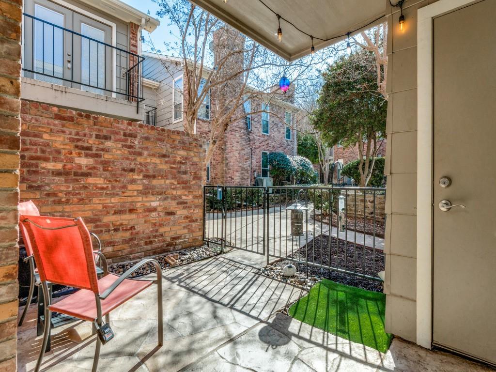 Holly Park Condo - Residential