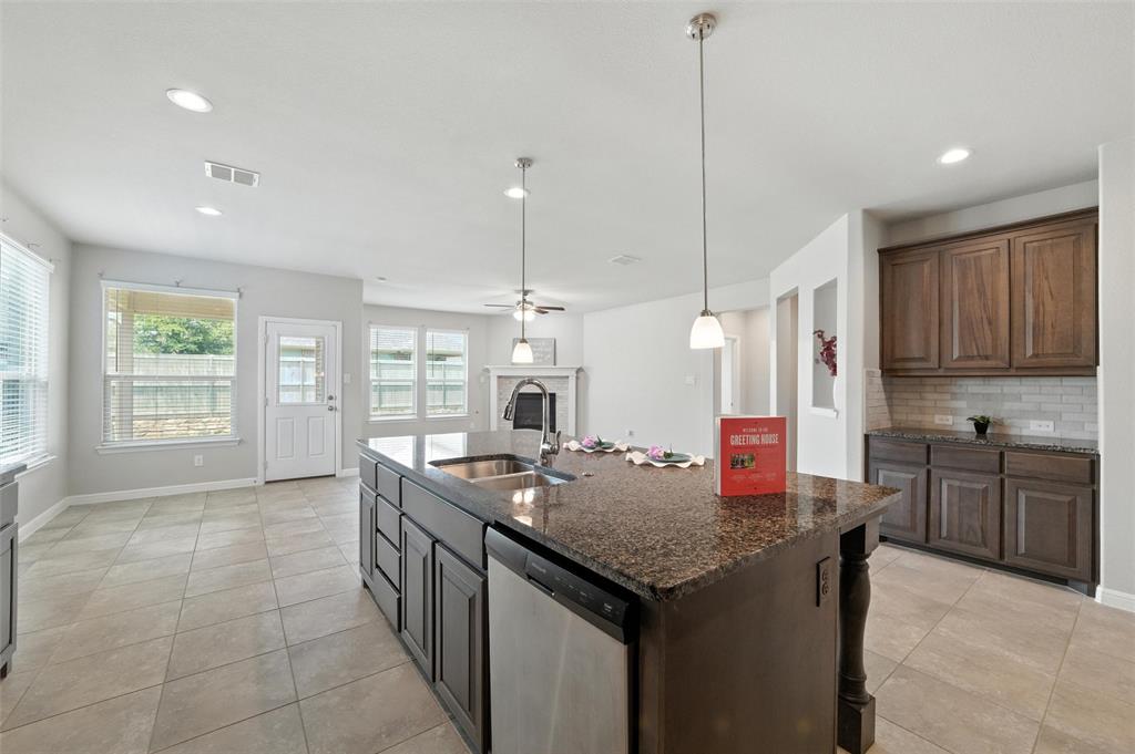 2424 Jack Rabbit Way