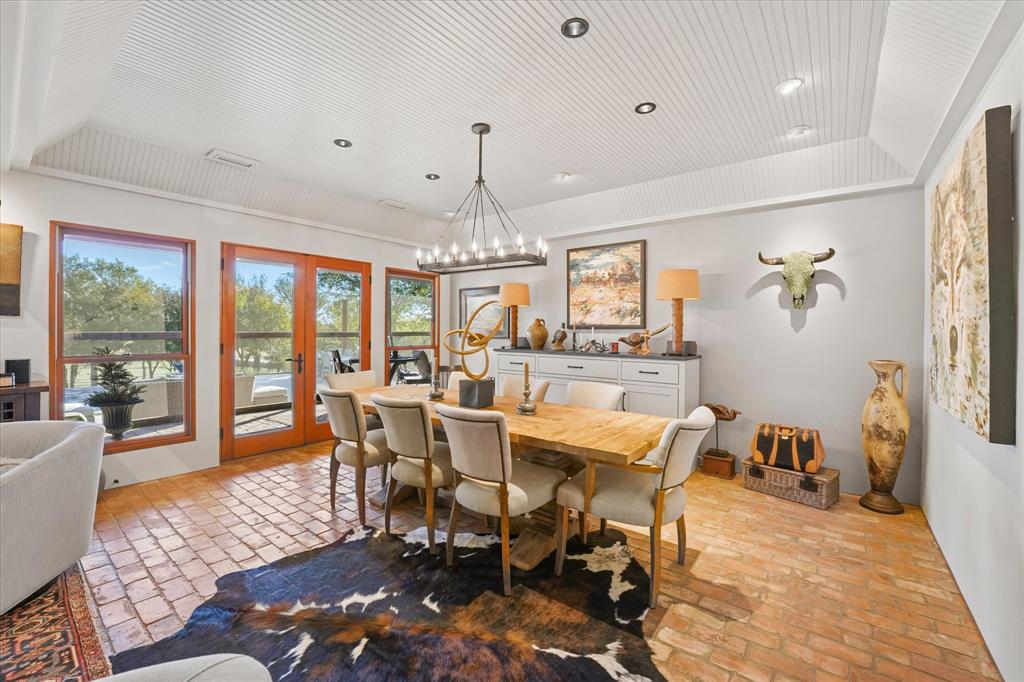 Hickory Creek Estate - Residential