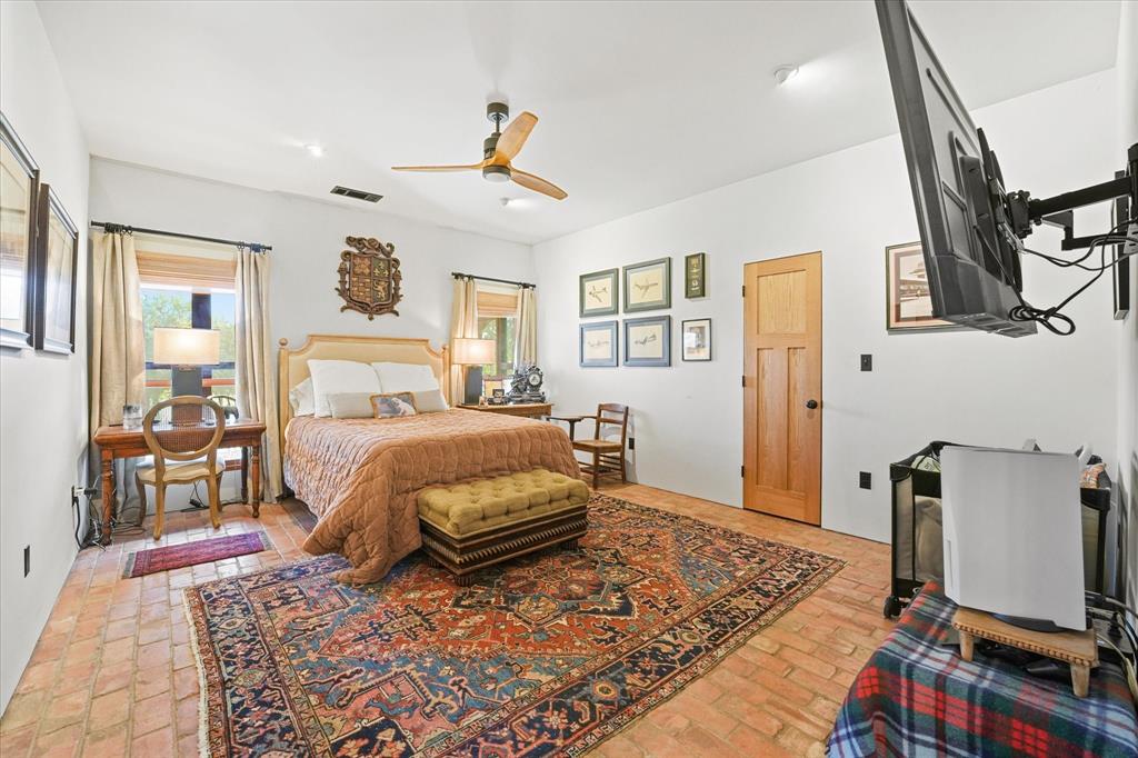 Hickory Creek Estate - Residential