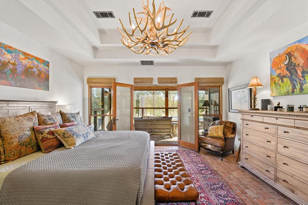 Hickory Creek Estate - Residential