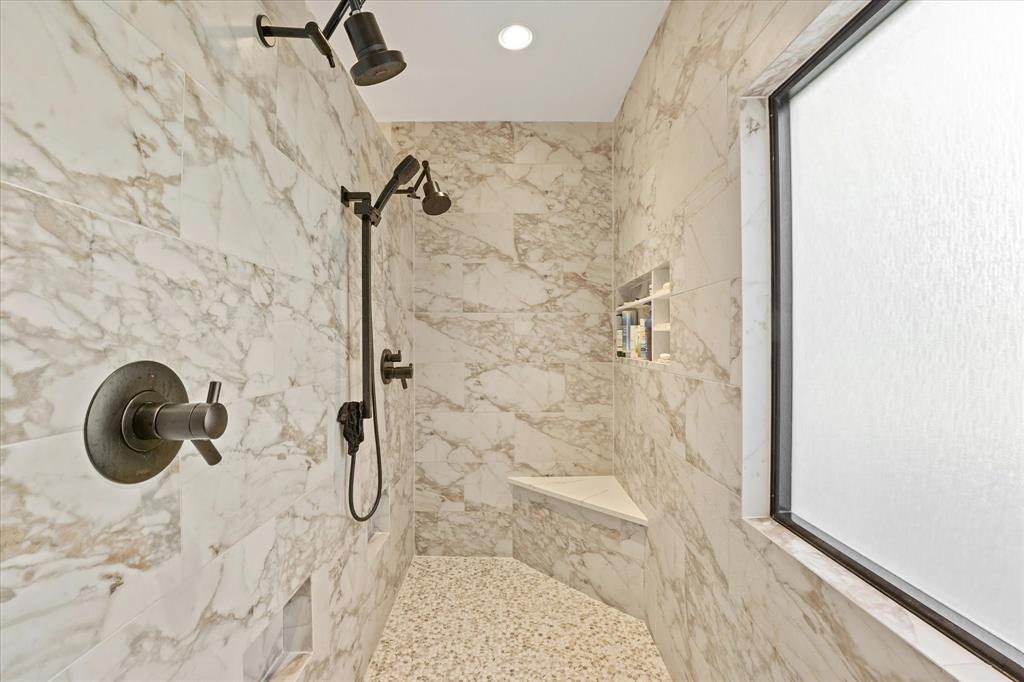 Hickory Creek Estate - Residential