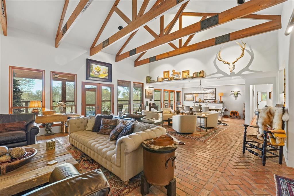 Hickory Creek Estate - Residential