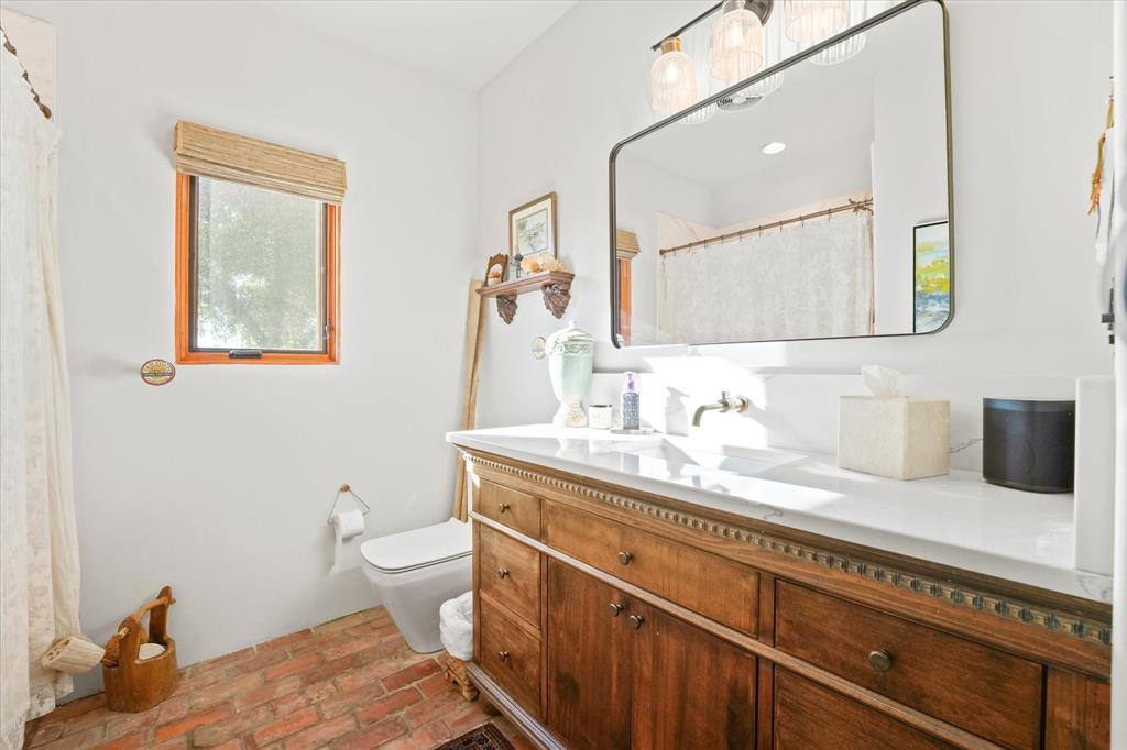 Hickory Creek Estate - Residential