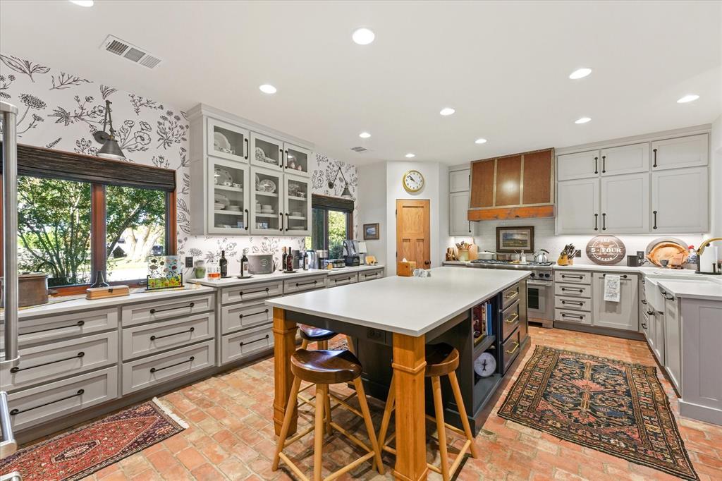 Hickory Creek Estate - Residential