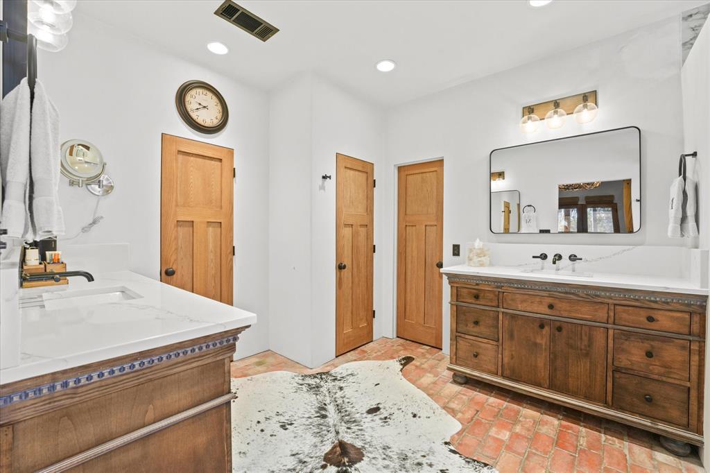 Hickory Creek Estate - Residential