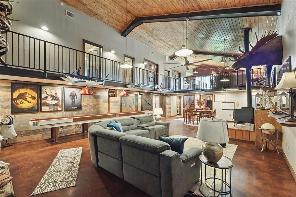 Allison Robert - Farm