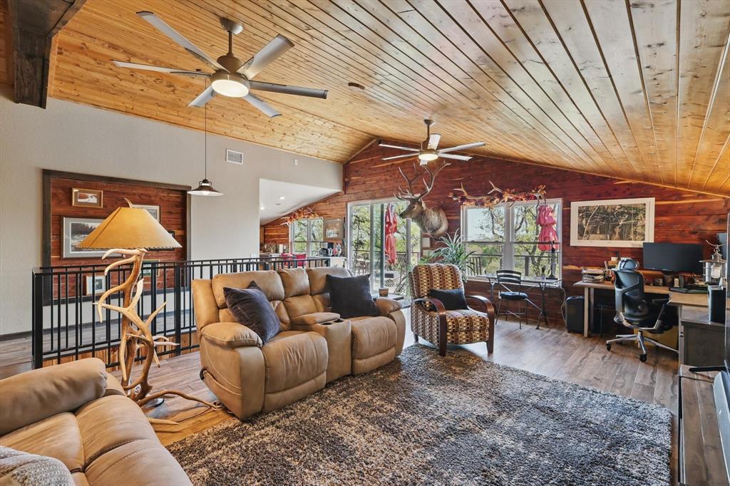 Allison Robert - Farm