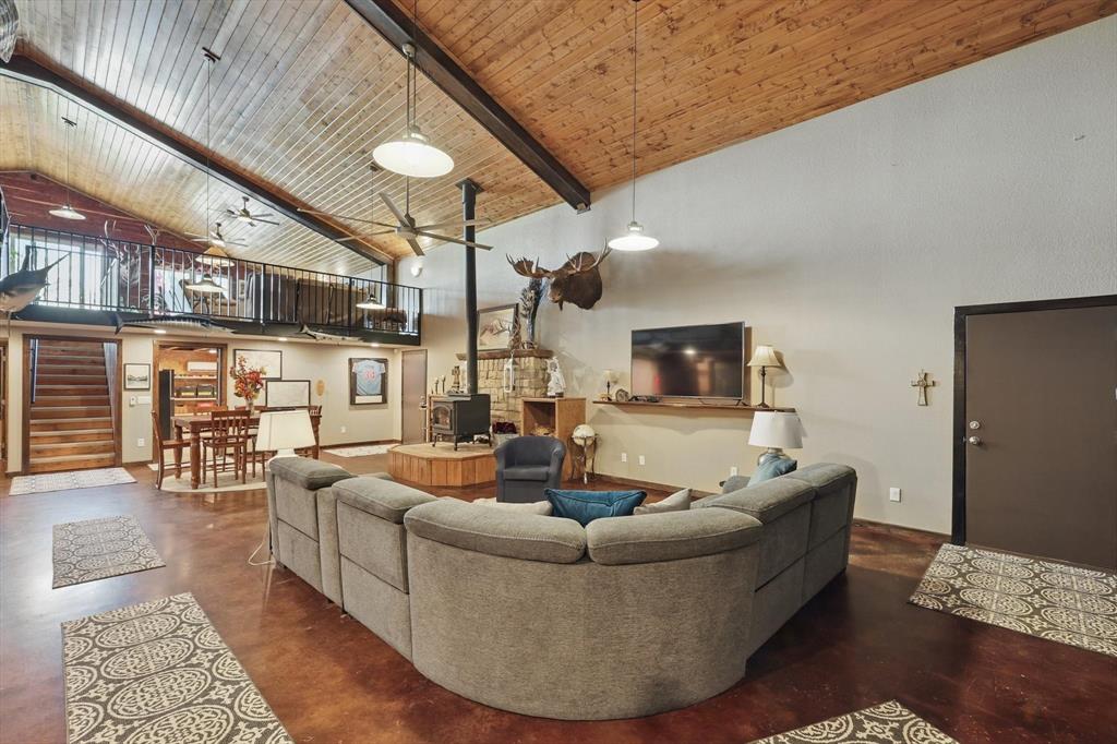 Allison Robert - Farm