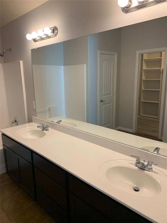 Sleepy Hollow Manor - Residential Lease