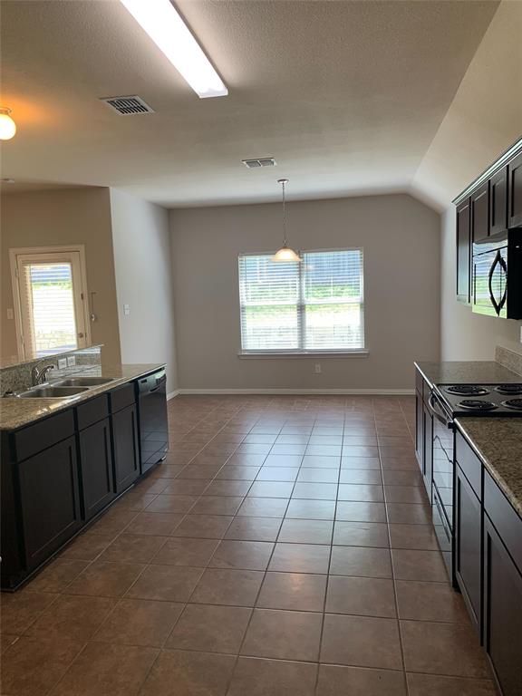 Sleepy Hollow Manor - Residential Lease