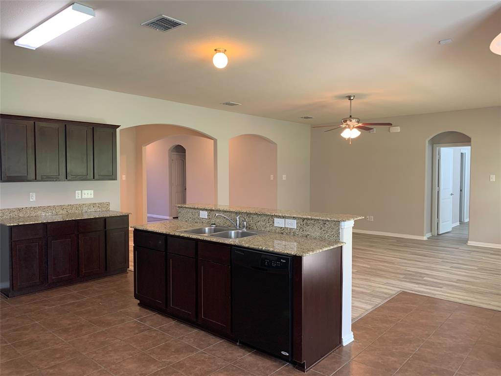 Sleepy Hollow Manor - Residential Lease