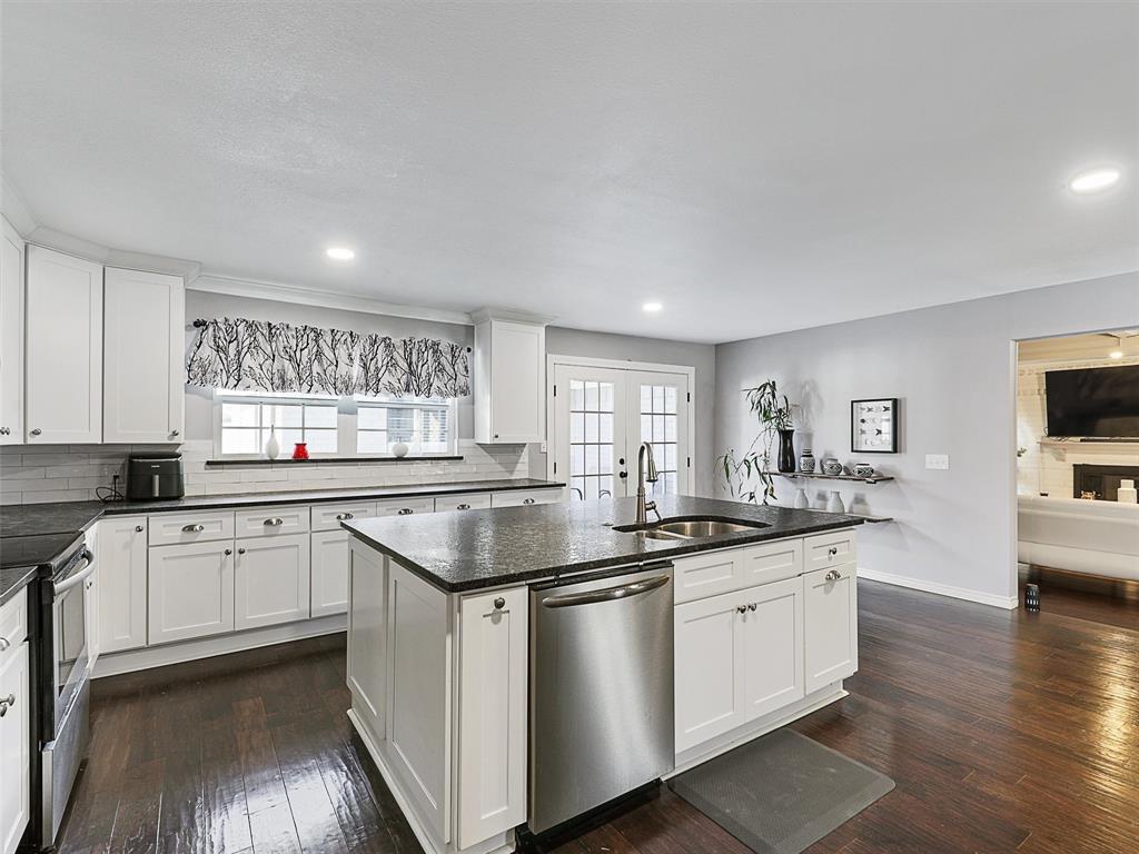 2200 Parkhaven Drive