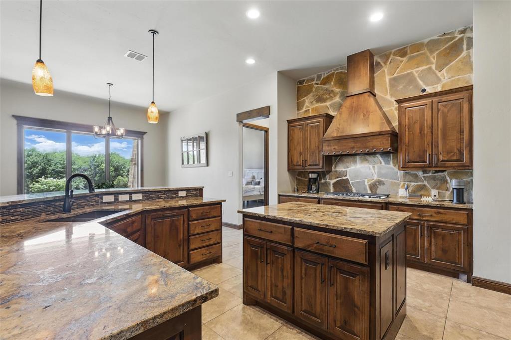 3512 Lakota Court