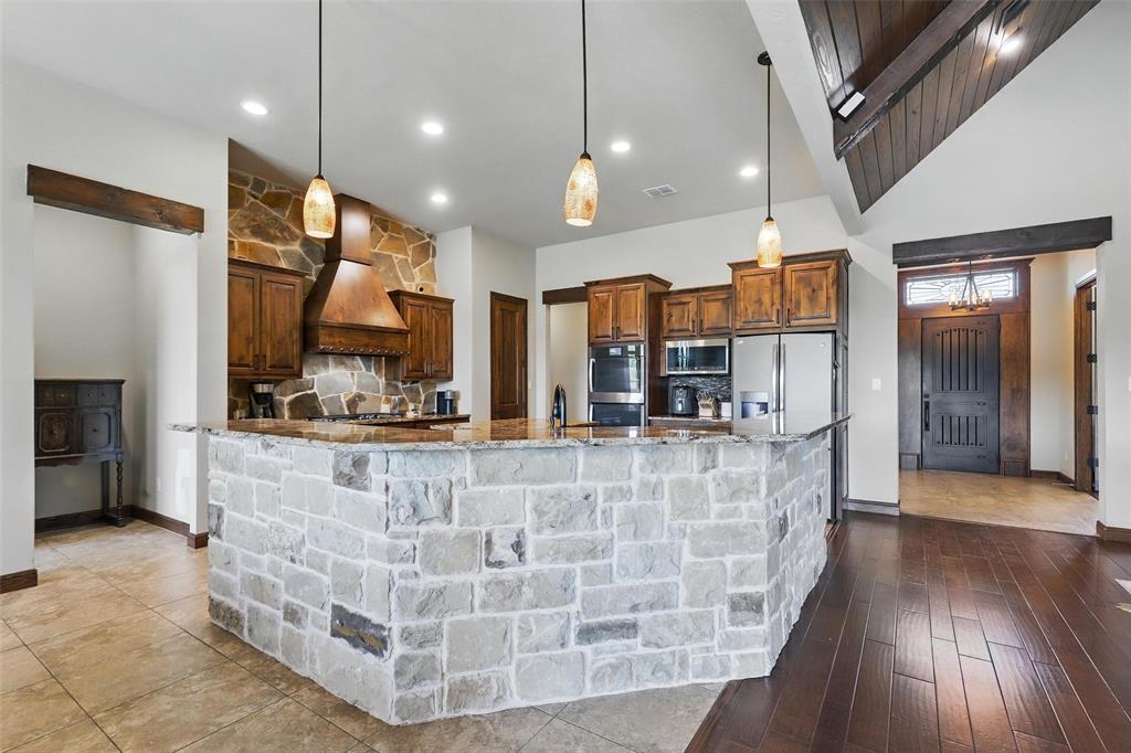 3512 Lakota Court