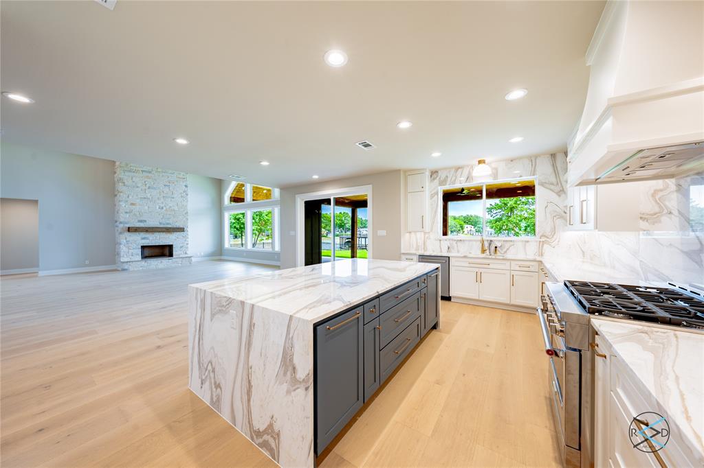 Paradise Bay - Residential