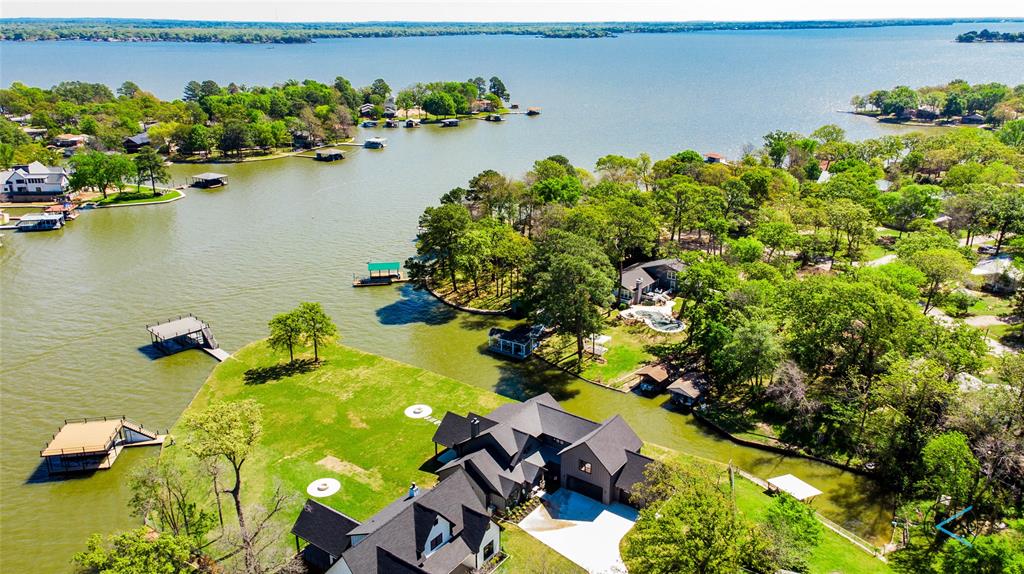 Paradise Bay - Residential