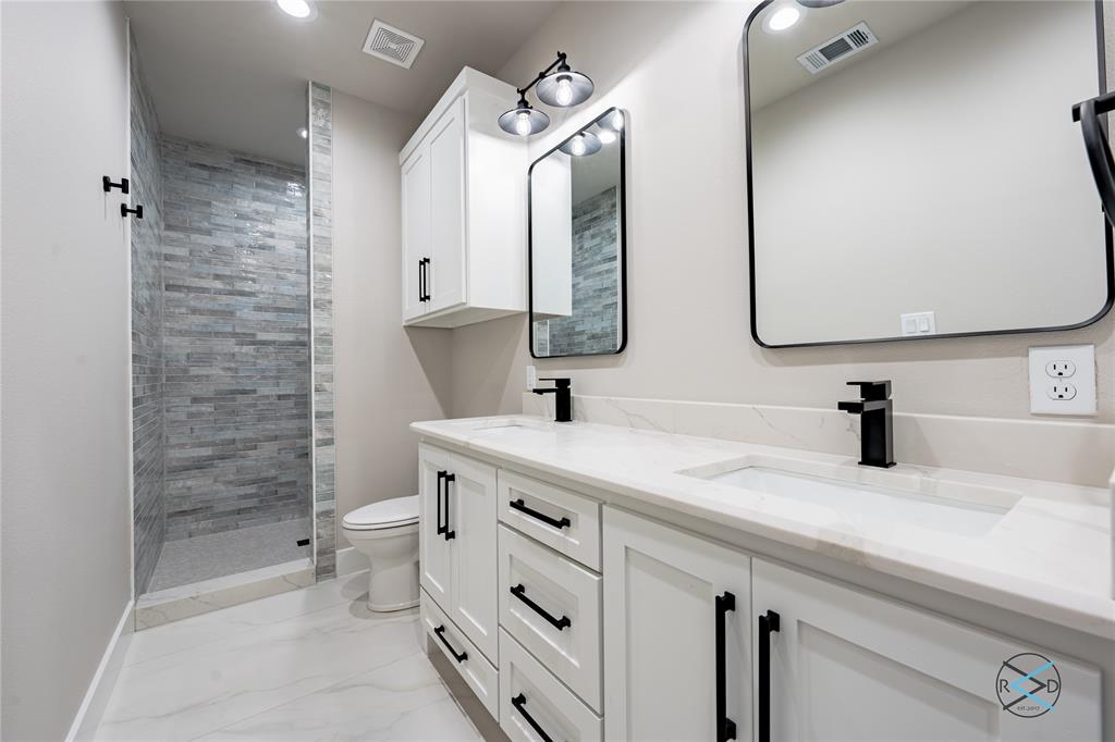 Paradise Bay - Residential