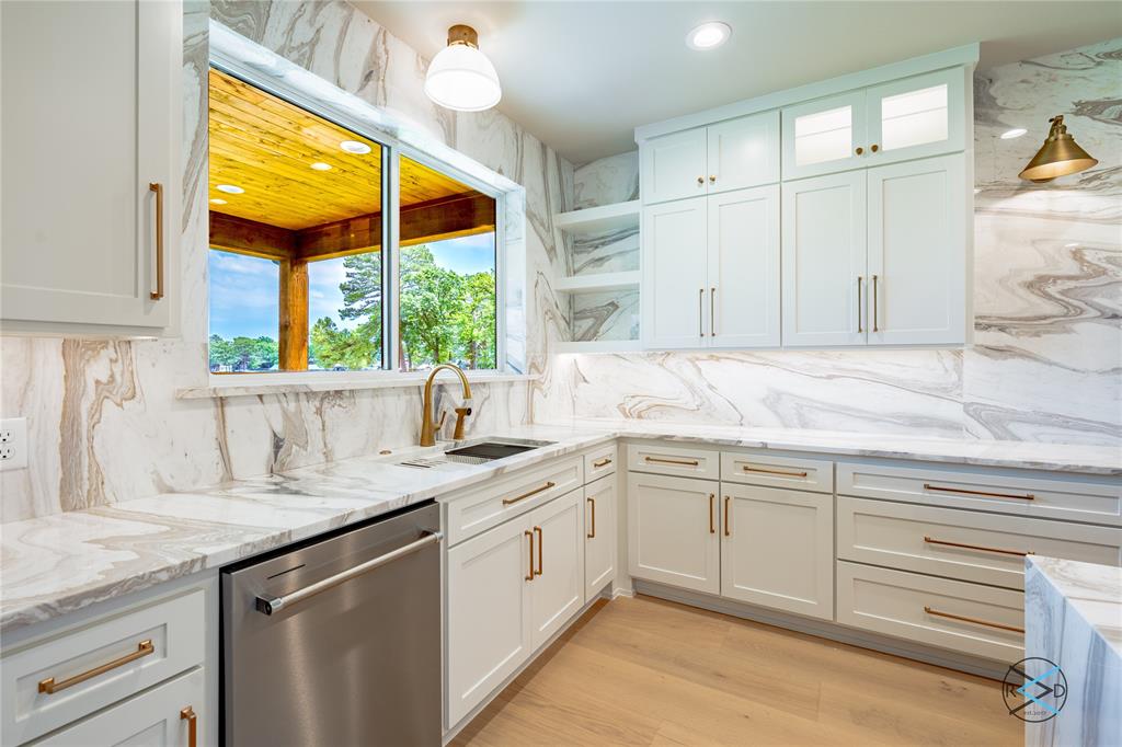 Paradise Bay - Residential