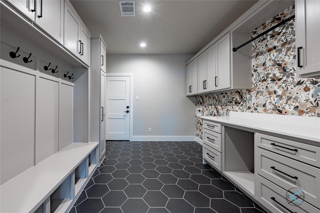 Paradise Bay - Residential