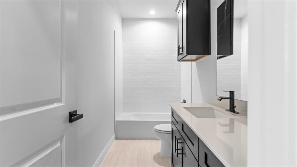 9316 Charlie Lane