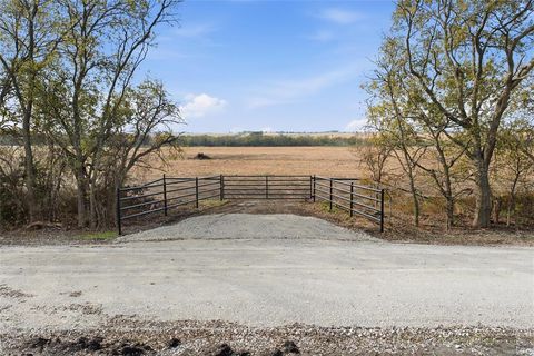 Tract 5, TBD County Road 3204 Abbott TX 76621
