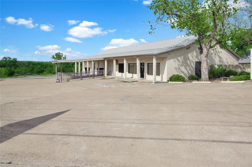 815 Santa Fe Drive 100