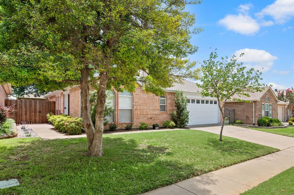 1916 Pine Ridge Drive