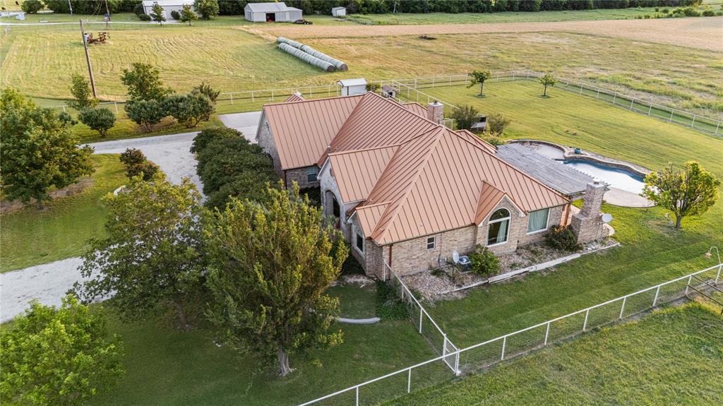 590 County Road 385