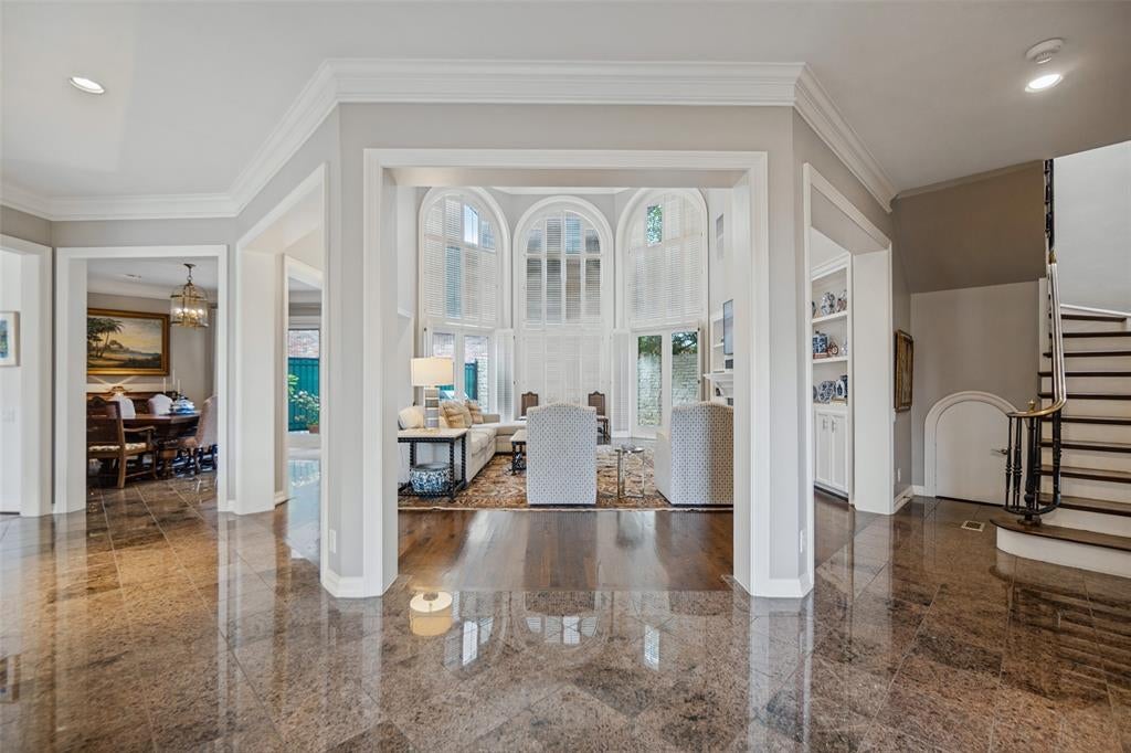 7744 Glen Albens Circle