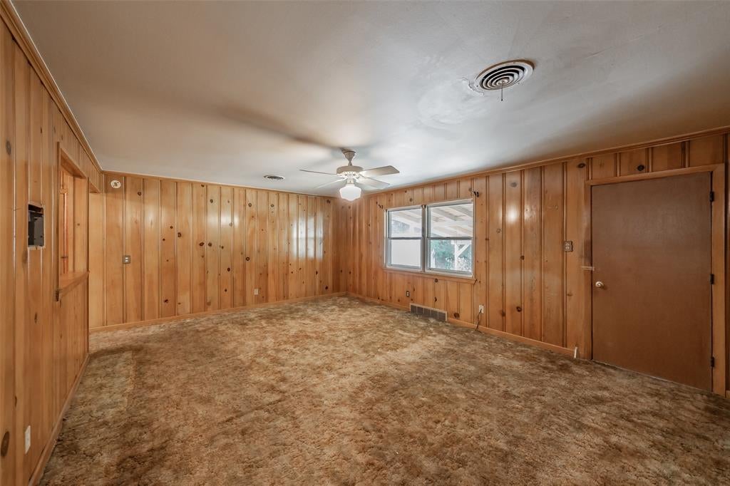 1313 Killian Drive