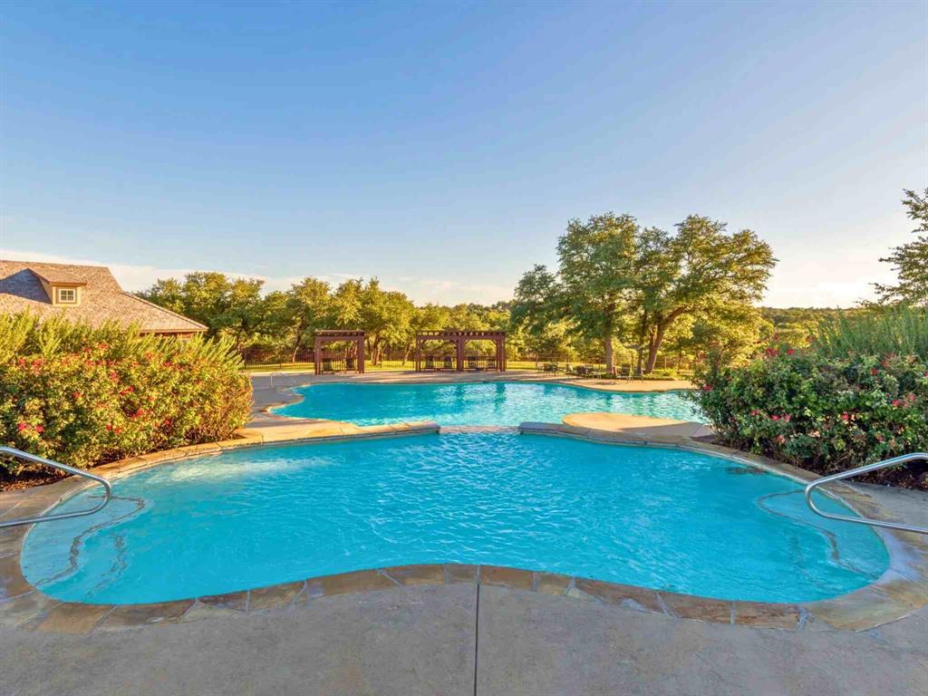 Retreat Ph 22 - Land