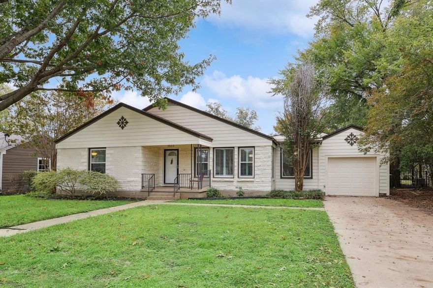 YOUR HOLIDAY HOME AWAITS! Priced to sell with a recent appraisal, this gem in a coveted location is ready for new memories! With 2 living and a dining area, 2-3 bedrooms, with versatile flex spaces, it adapts to your needs. There is space for an office, library, reading room - let your comfort be your guide! The lush backyard landscape, featuring a large in-ground pool, sets the stage for festive gatherings. Imagine the possibilities – from family dinners on the gorgeous hardwood flooring to poolside parties in your own oasis. It's a blank canvas awaiting your personal touch. Conveniently located, this home is not just a house; it's your haven. Schedule a tour now and unwrap the gift of a perfect home for the holidays!