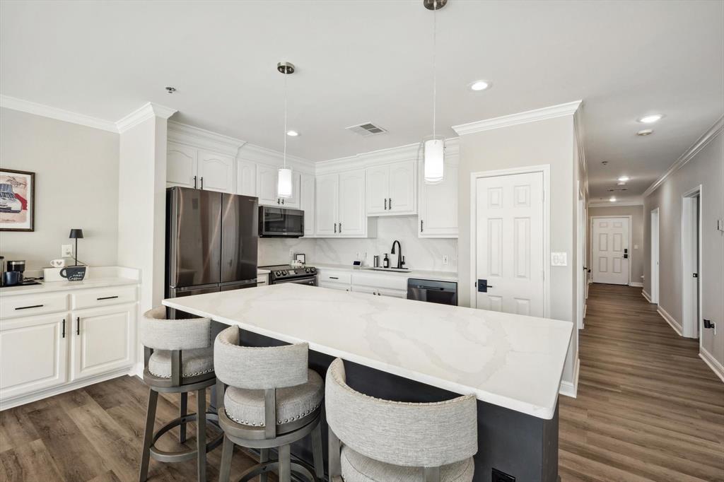 3575 Lone Star Circle 711