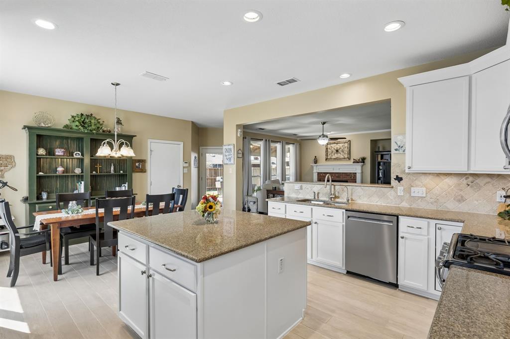 8410 Lexington Court