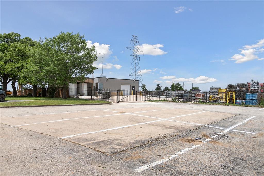 Strickland Add - Commercial Lease