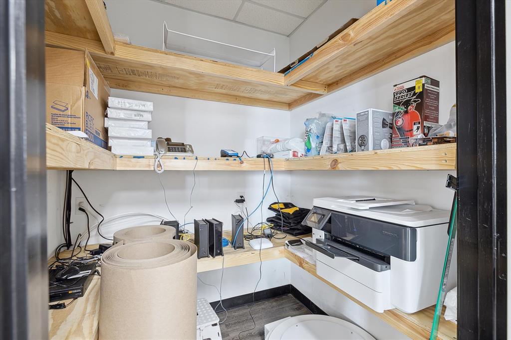 Strickland Add - Commercial Lease