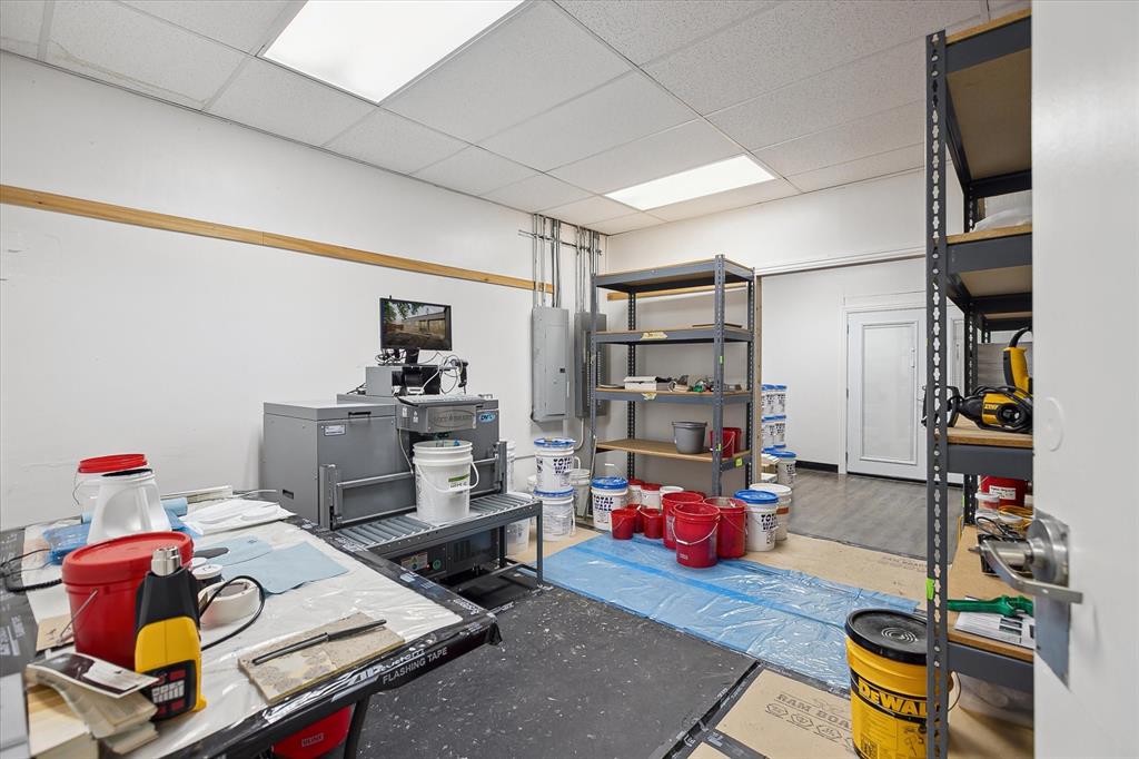 Strickland Add - Commercial Lease