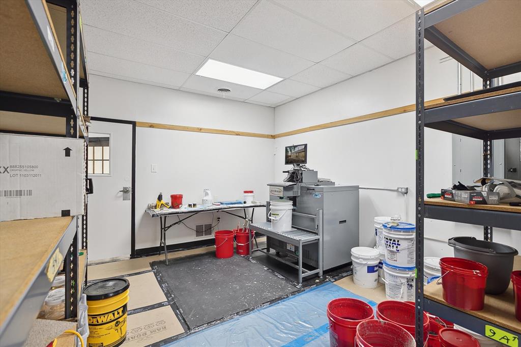 Strickland Add - Commercial Lease