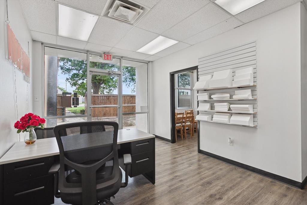 Strickland Add - Commercial Lease