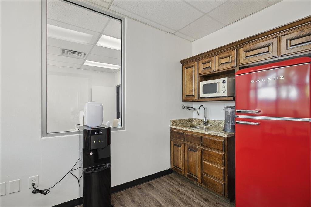 Strickland Add - Commercial Lease