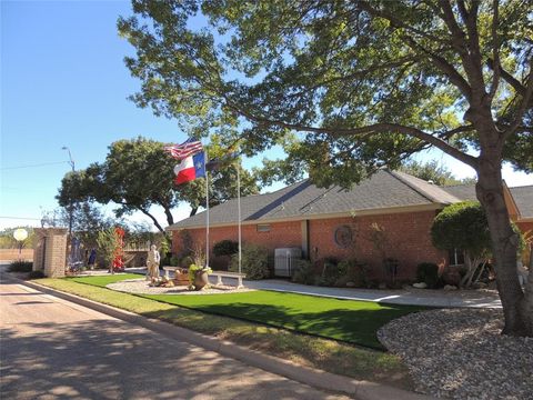 Tiny photo for 31 Kings Cross St, Abilene, TX 79602 (MLS # 21101513)
