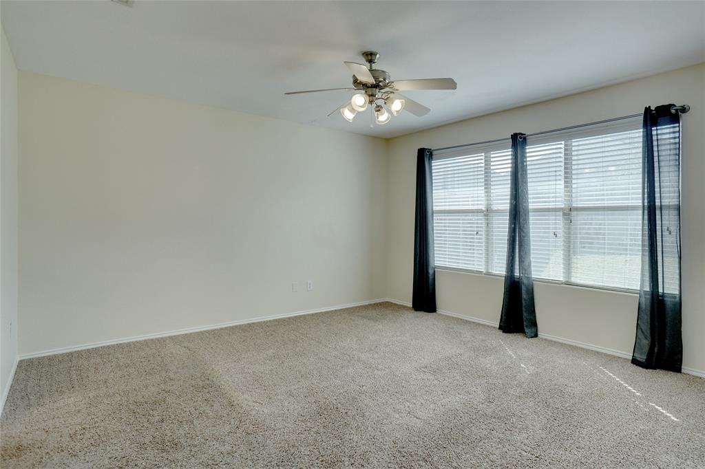 Villages Of Chisholm Ridge Th - Residential Lease