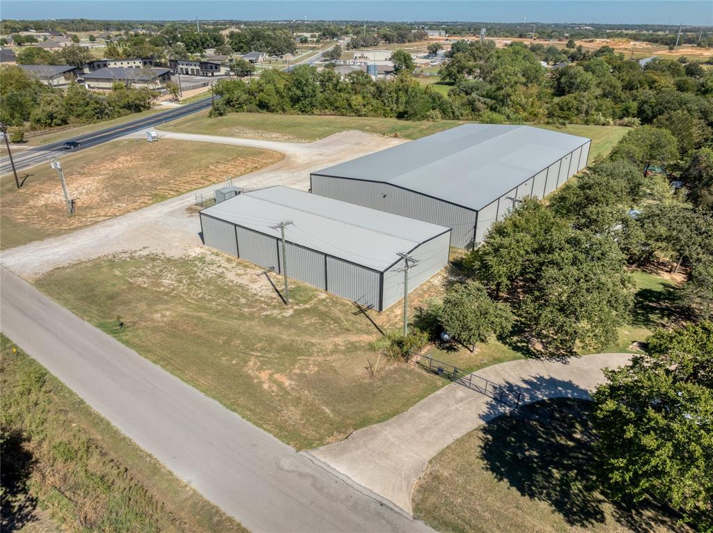 Deerfield Estates - Commercial Lease