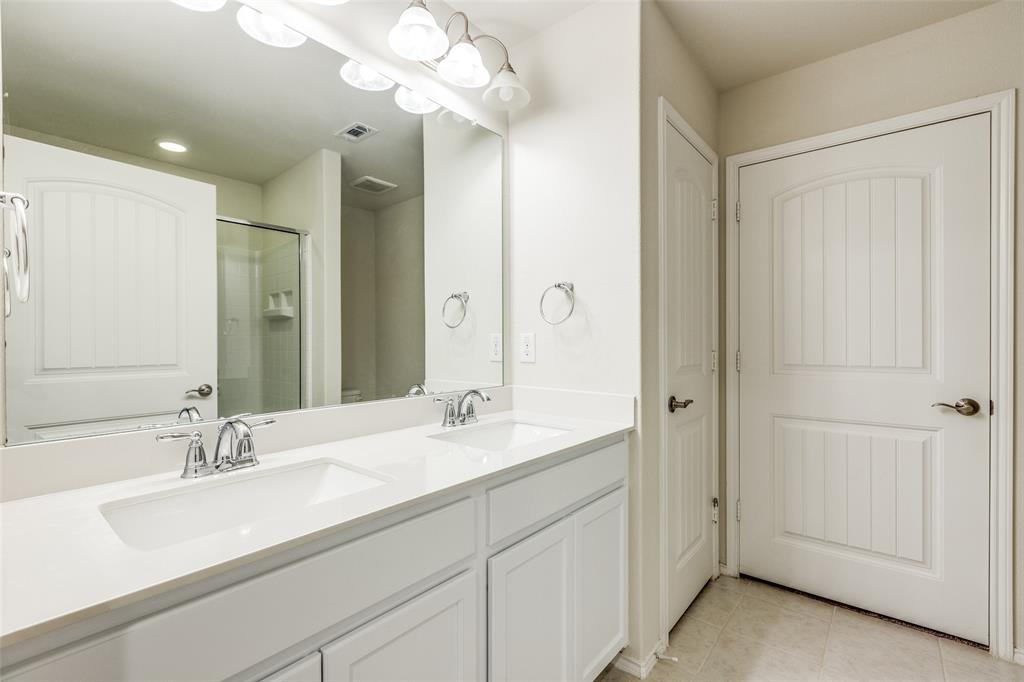 Frisco Lakes By Del Webb Villa - Residential