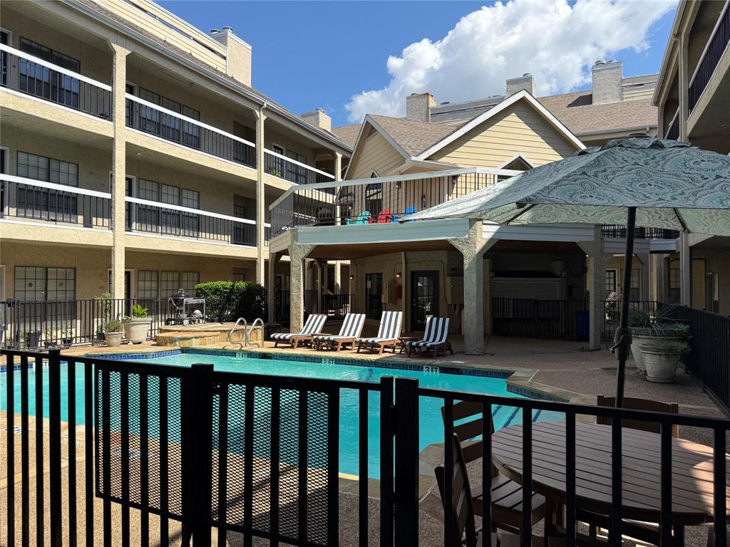 Lovers Lane Condos Ph IV - Residential Lease