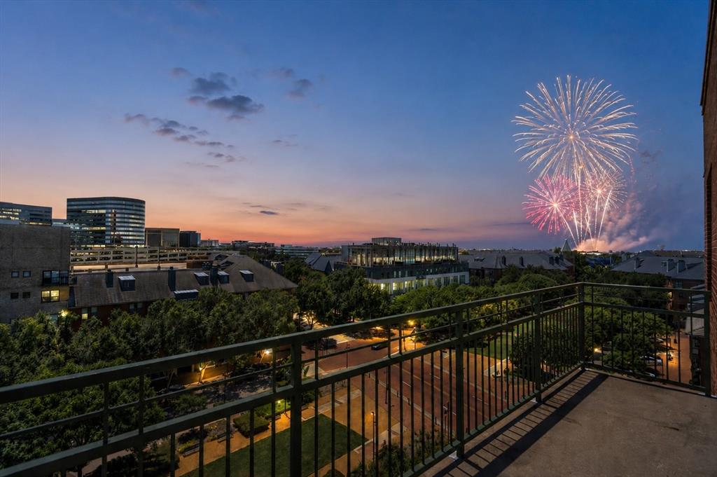 5055 Addison Circle 713