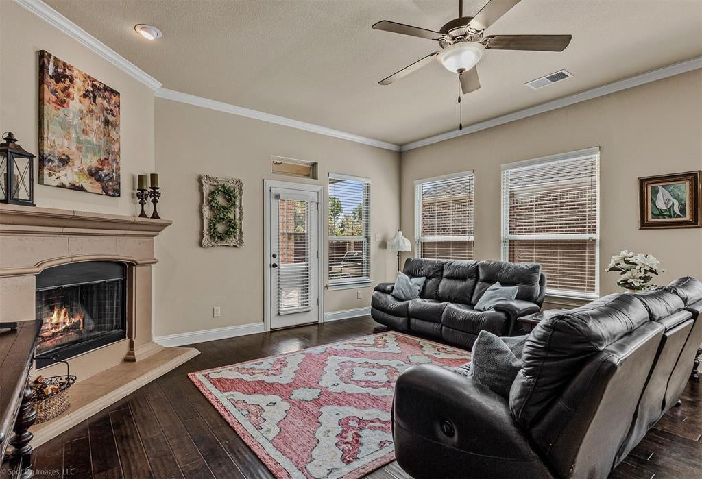 1314 Oak Hill Lane